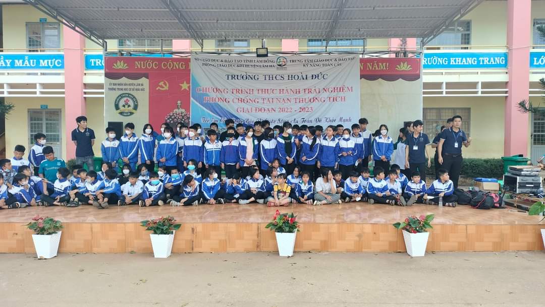Hoat-dong-trai-nghiem-2022-2023.jpg