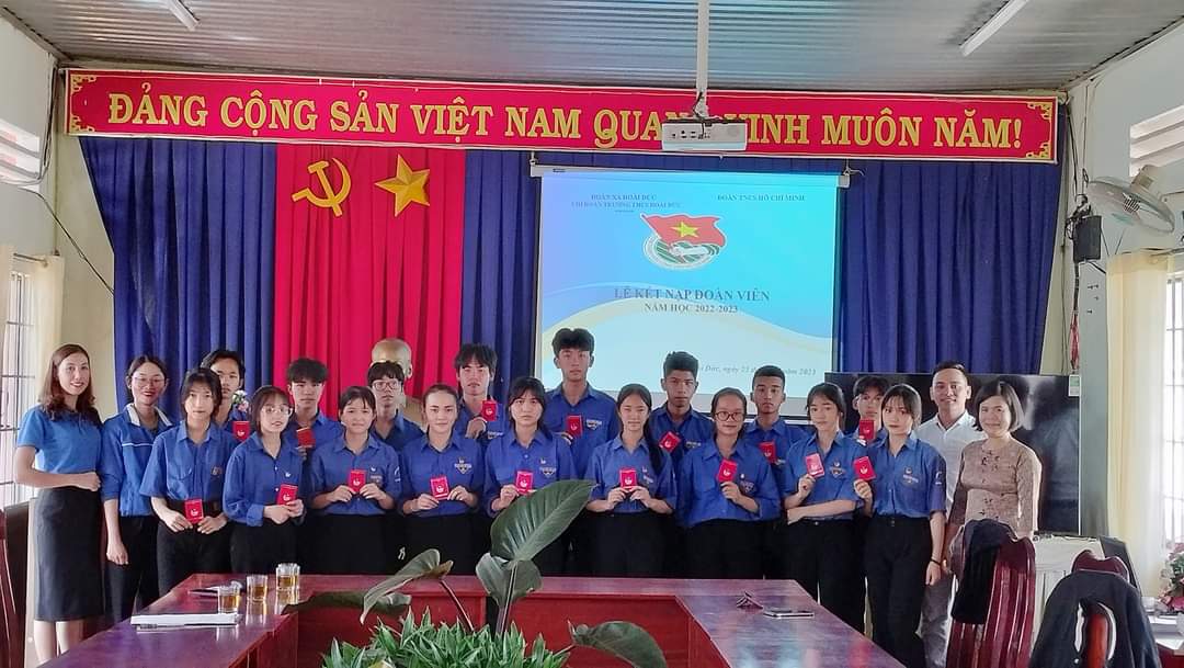 Le-ket-nap-doan-vien-2022-2023.jpg
